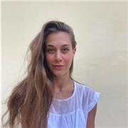 Insegnante di Spagnolo, con esperienza di tre anni a Madrid e con Laurea magistrale in Lingua Spagnola, offre ripetizioni di spagnolo